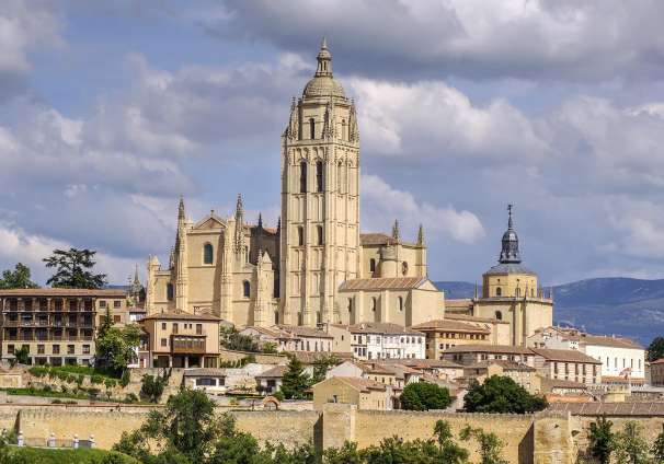 Catedral Desde Camino Eresma